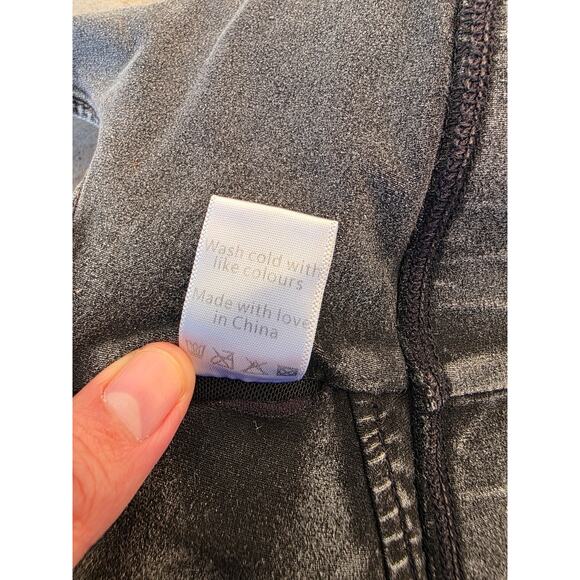 WISKII SPORTS BRA- VINTAGE BLACK DENIM - Picture 7 of 7